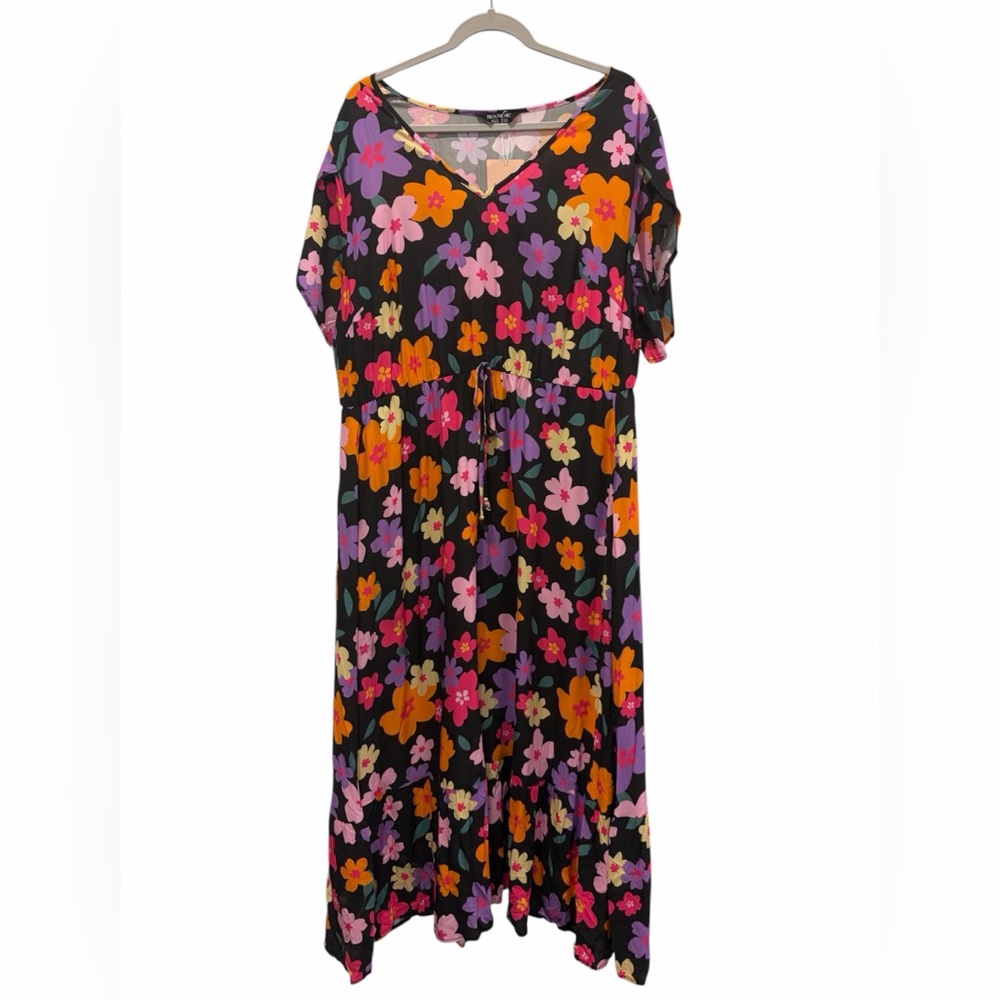 NWT BloomChic Teacher Kidcore Cruise Floral Black Maxi Dress Size 18/20